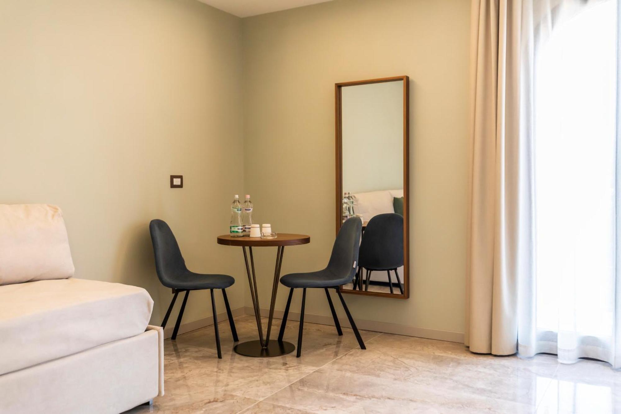 Solmaris Tropea Rooms & Suites Exterior photo