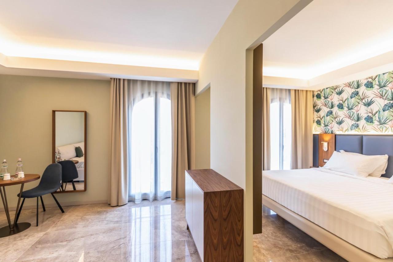 Solmaris Tropea Rooms & Suites Exterior photo
