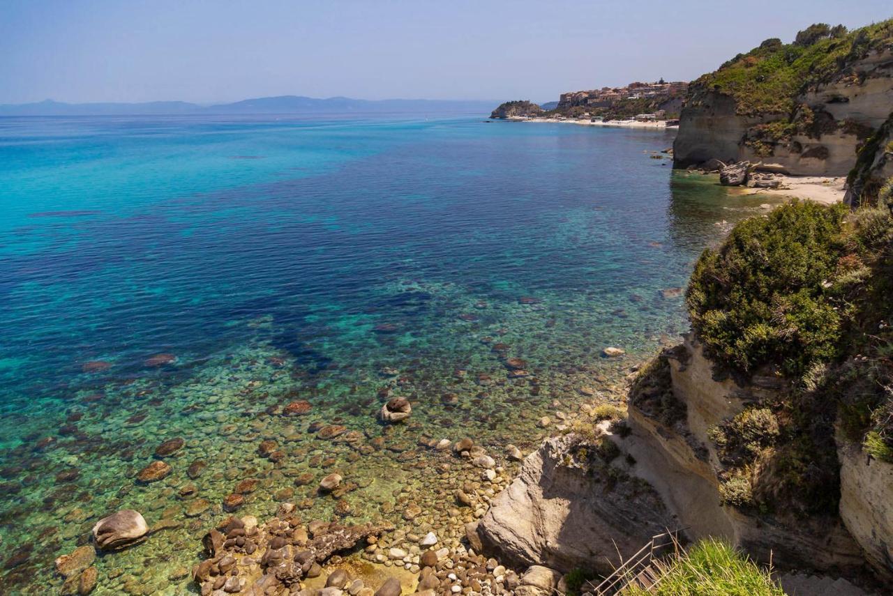 Solmaris Tropea Rooms & Suites Exterior photo